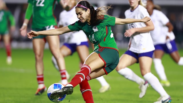 Greta Espinoza confirma su relación con jugador del León