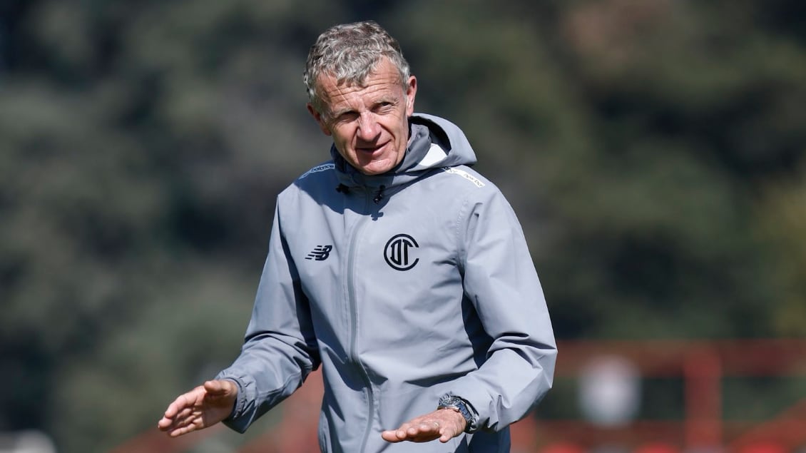 ¿Quién es Patrice Lair? Entrenador de fútbol francés