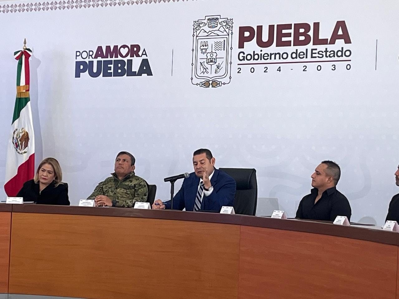 Alejandro Armenta, gobernador de Puebla