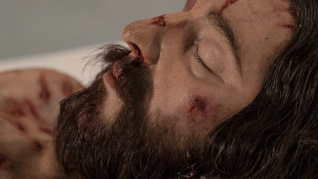 Cuerpo hiperrealista de Cristo