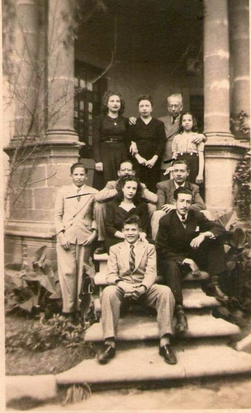 Josefina con su familia; tuvo 11 hijos