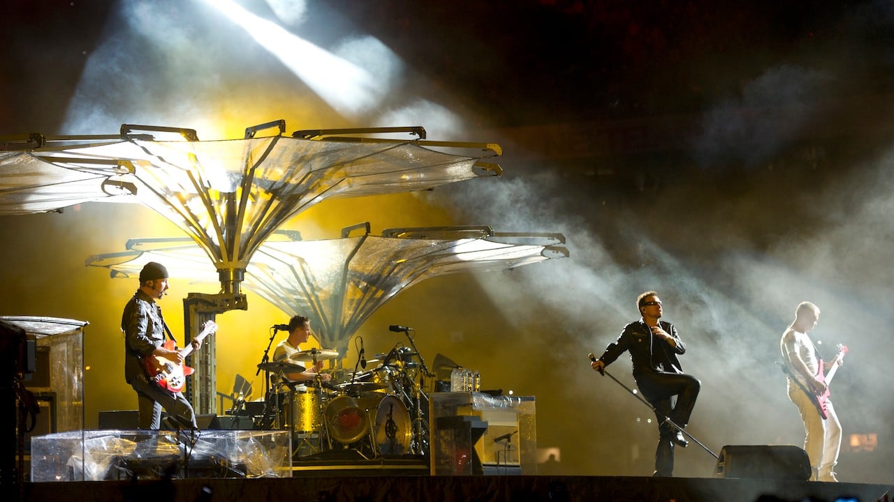 U2