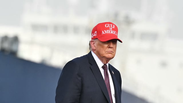 Trump revive polémica del Golfo de América al afirmar que México lo aceptó