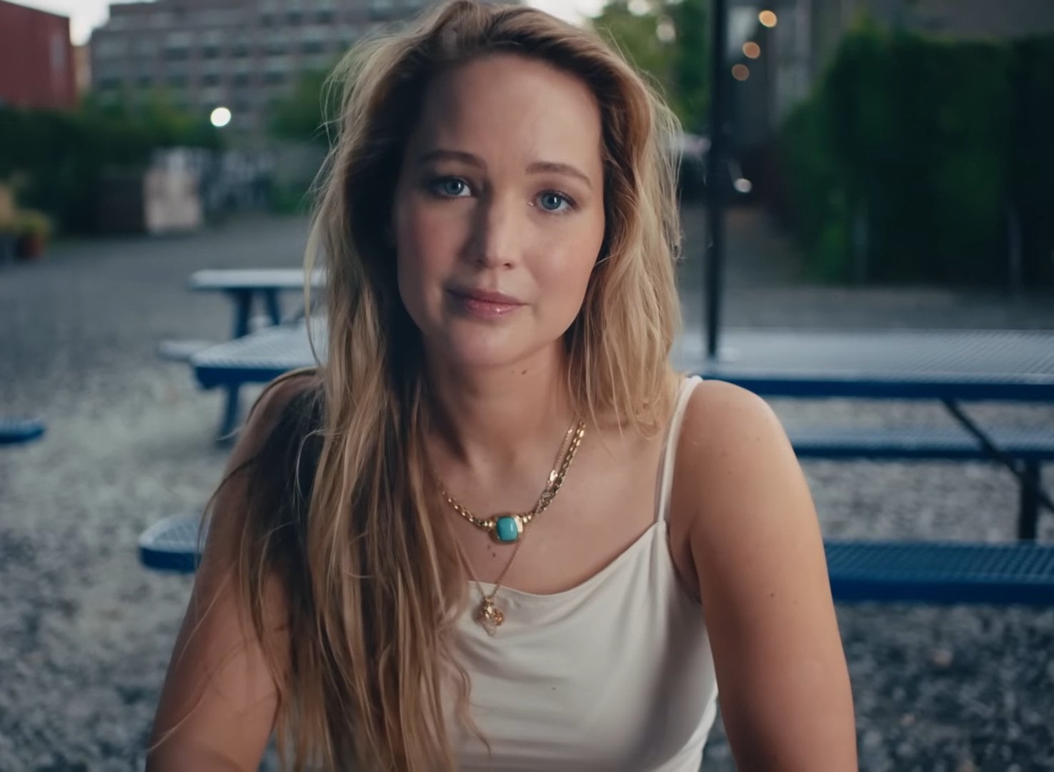 Jennifer Lawrence reflexiona sobre ser mamá tras revelar que tuvo 2 abortos