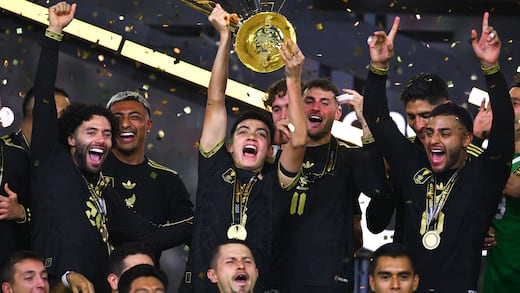 ¿Gilberto Mora debe seguir su proceso o ir a la élite? El eterno debate en el futbol mexicano