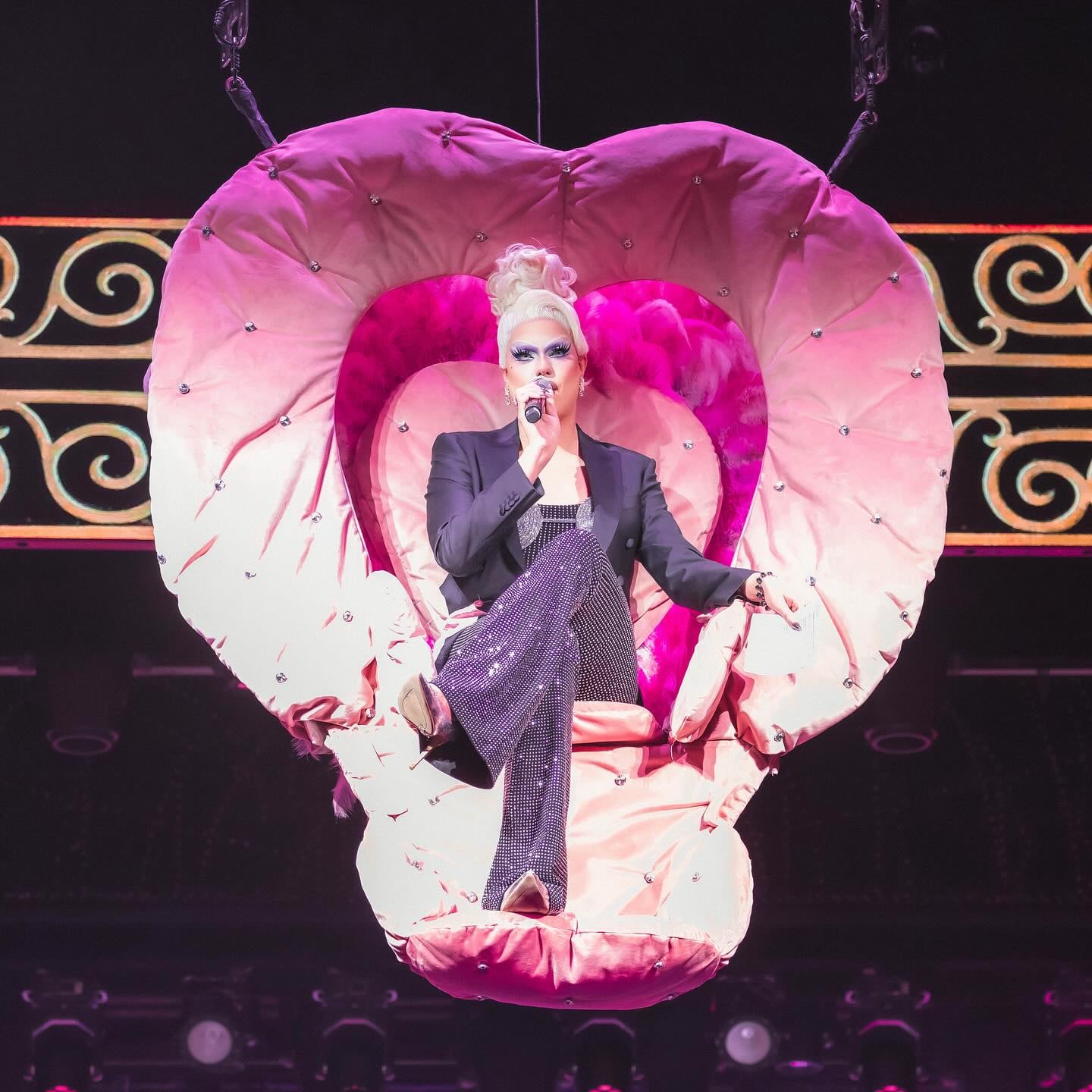 Nicky Doll, Drag Queen.