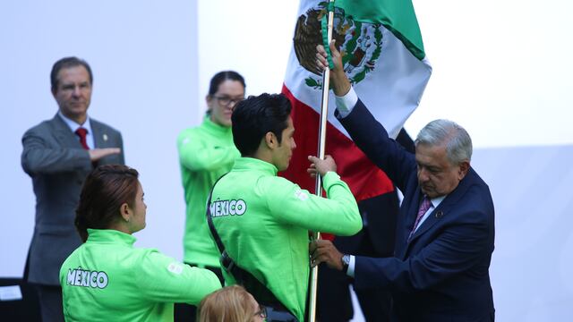 AMLO abandera a la delegación mexicana de los Juegos Parapanamericanos 2019