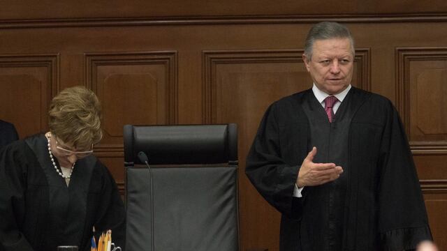 Arturo Zaldívar. Felicitación de AMLO.