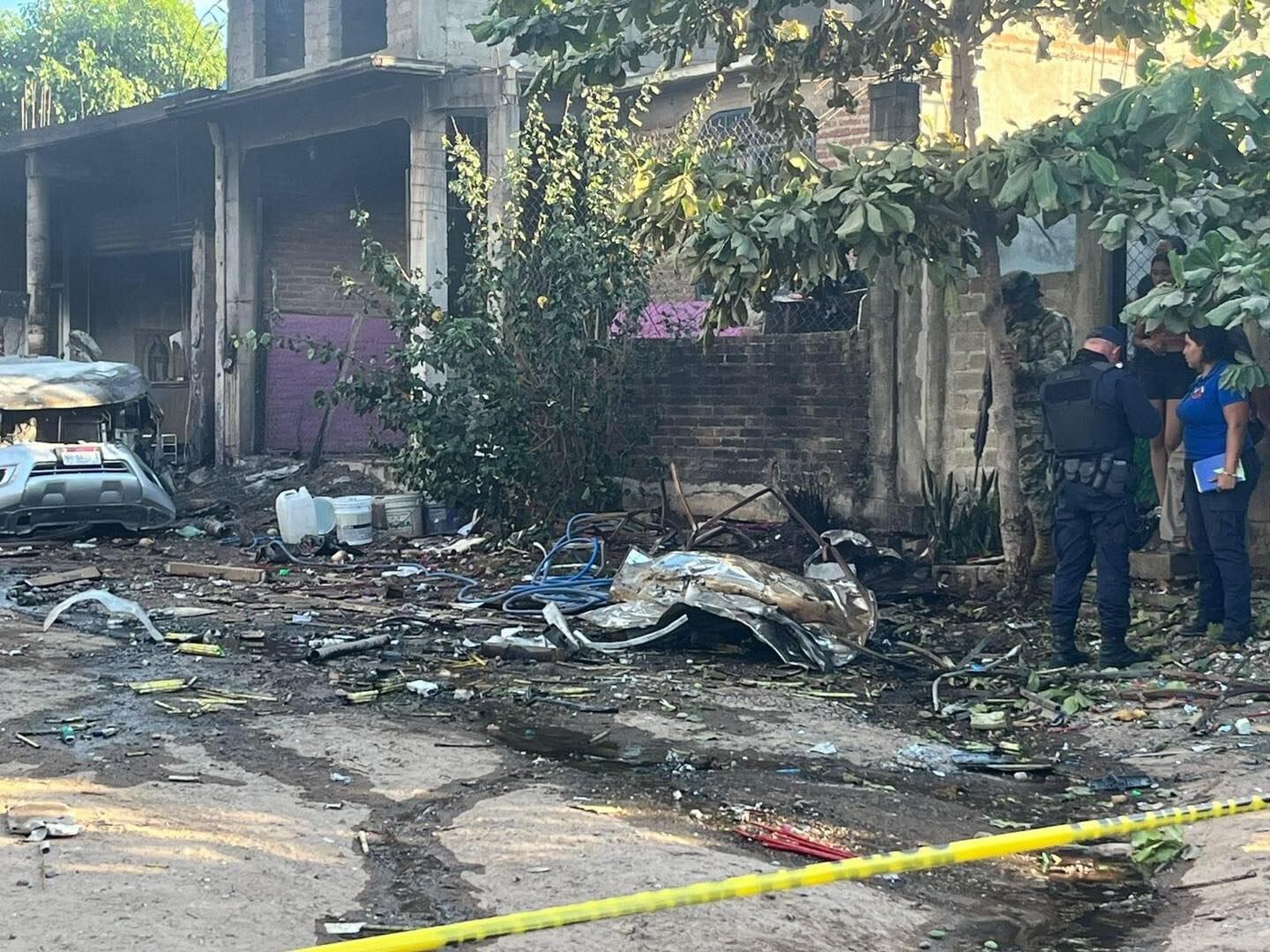 ¿Qué pasó en Lázaro Cárdenas, Michoacán? Camioneta con pirotecnia explota y mueren 2 mujeres