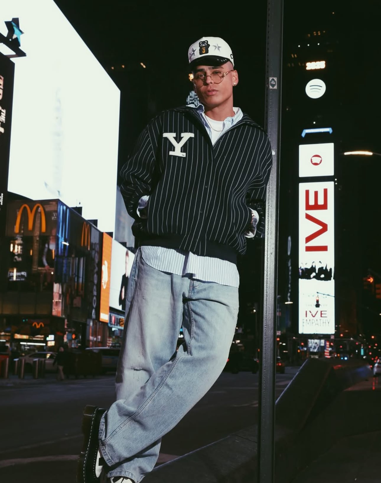 Adán Cruz, rapero mexicano