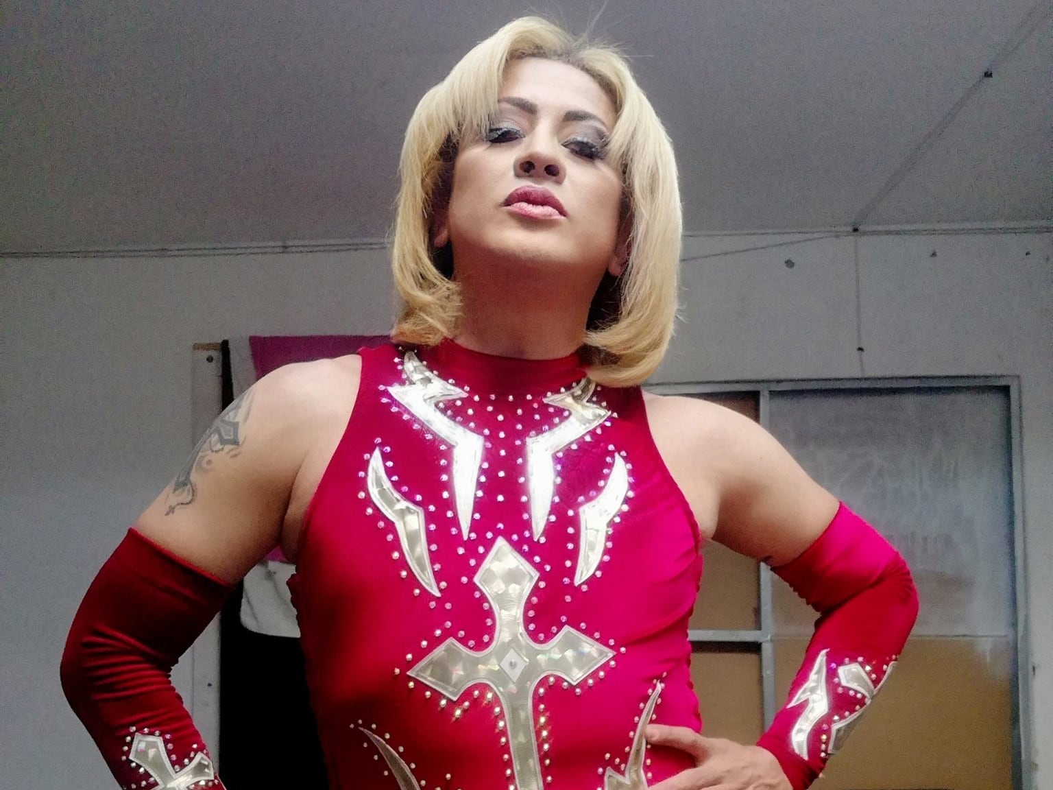 'Pasión Kristal', luchador exótico de la AAA.