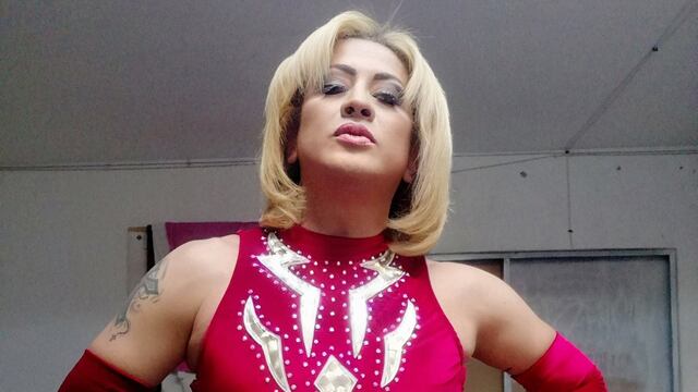 'Pasión Kristal', luchador exótico de la AAA.