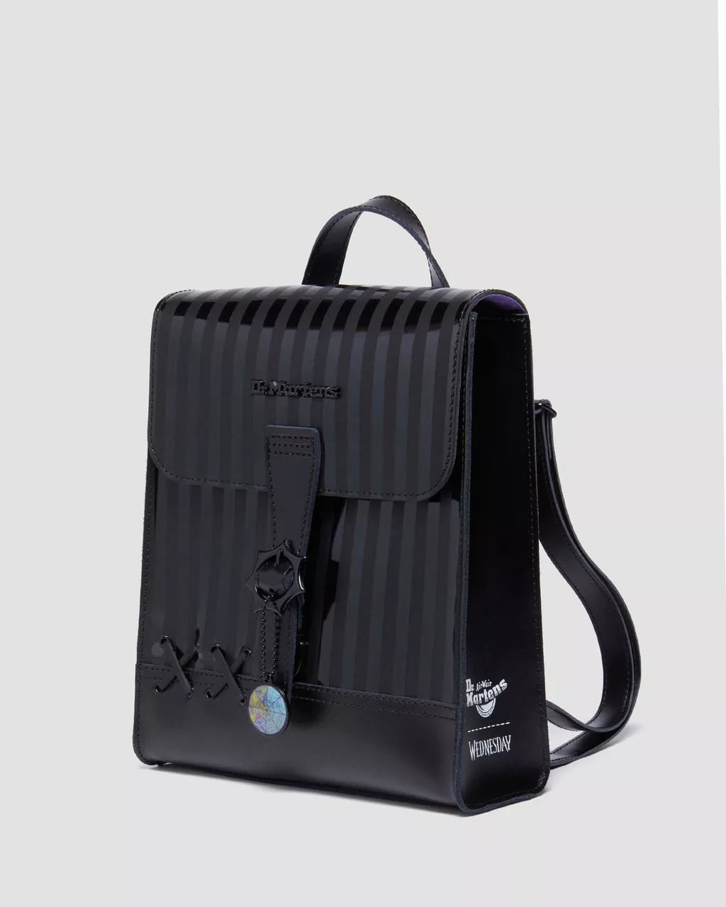 Colección de Dr. Martens y Merlina