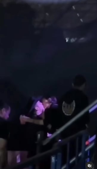 Ángela Aguilar y Christian Nodal se siguen besando apasionadamente aunque todos los cancelen (VIDEO)