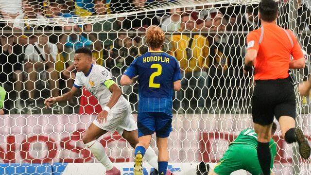Kylian Mbappé ya es el segundo máximo goleador de la Selección de Francia