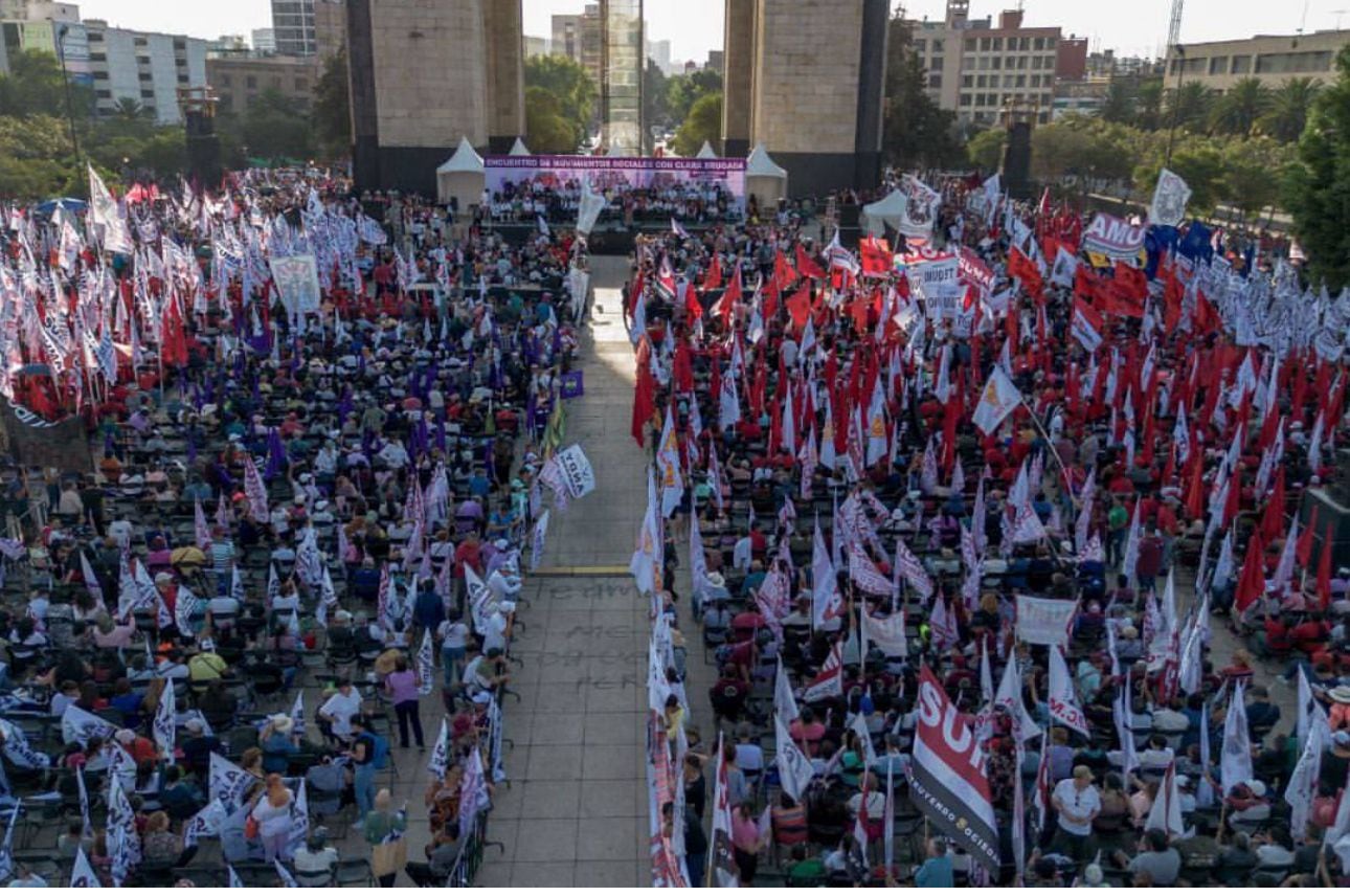 Clara Brugada firma acuerdo por una Ciudad de Derechos y Libertades