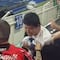 Aficionados del Atlas FC demuestran que no todo está perdido; ayudan a fan del Club Puebla a conseguir playera de su equipo