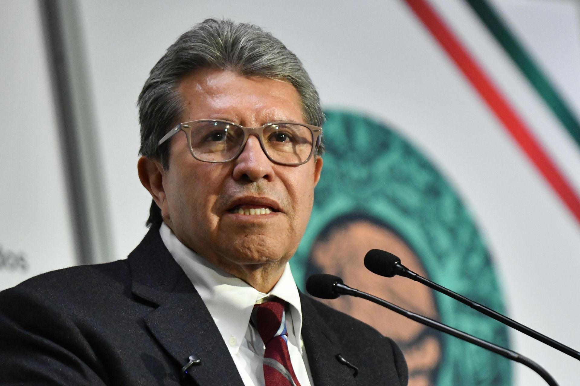 Monreal adelanta los pasos legislativos de la reforma electoral