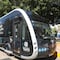 Mauricio Vila supervisa la unidad de prueba del Ie-tram de Yucatán