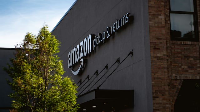 Actualización del estatus de Amazon Web Services