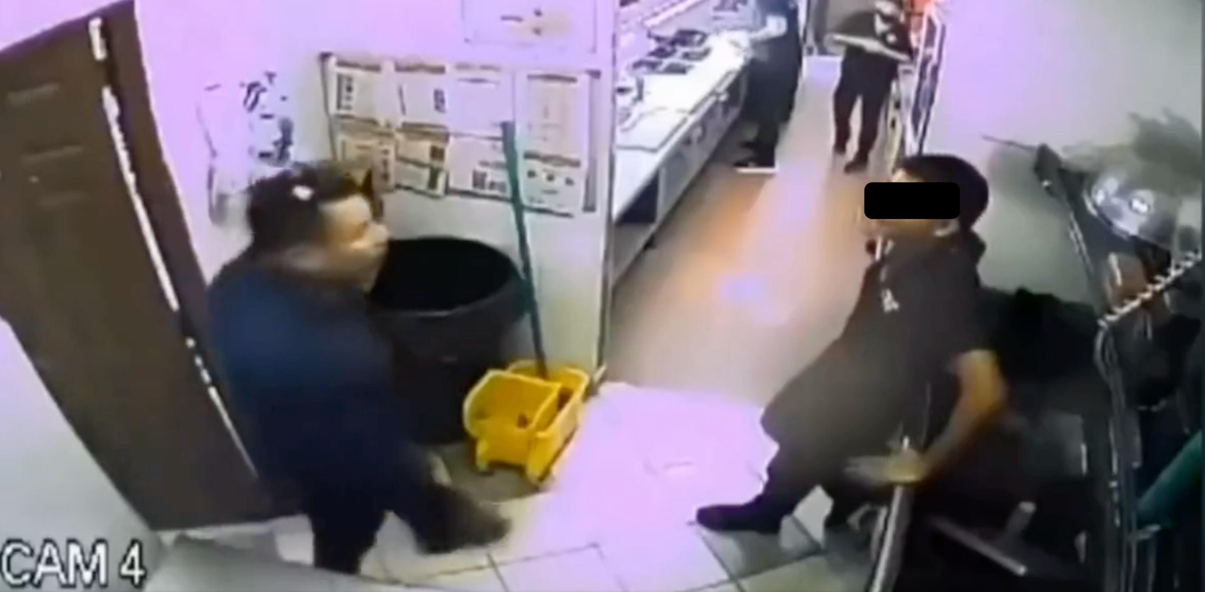 Santiago fue agredido por Fernando Medina Ramírez en Subway