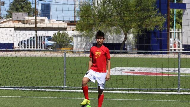 El futbolista mexicalense Rogelio Calderón Fernández fue firmado por el equipo Atlético de Madrid de la Tercera División Profesional del Distrito Federal.