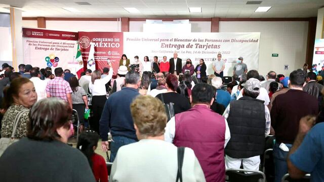 Ariadna Montiel cumple con la entrega de 4 mil 800 Tarjetas del Bienestar