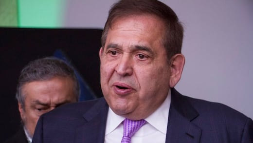 Alonso Ancira analiza denunciar a Julio Scherer Ibarra por extorsión