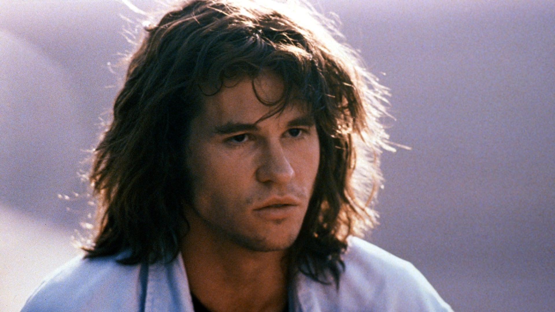 La actuación de Val Kilmer como Jim Morrison que lo inmortalizó como el vocalista de The Doors