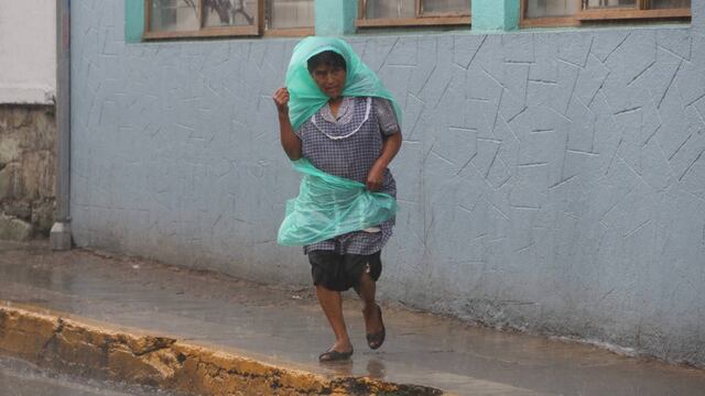 Fuertes vientos en Oaxaca. Daños.
