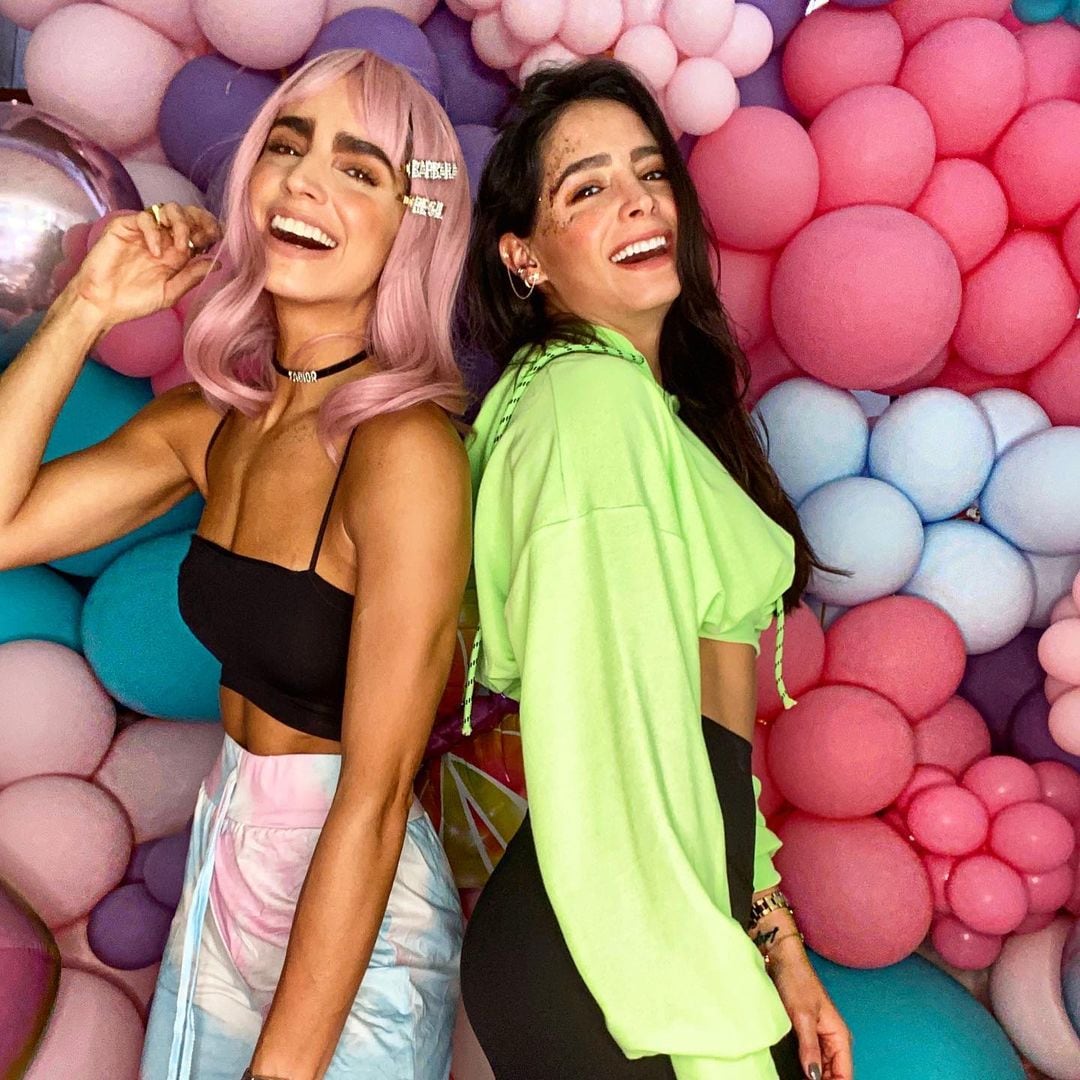 Bárbara de Regil y su hermana Michelle de Regil.