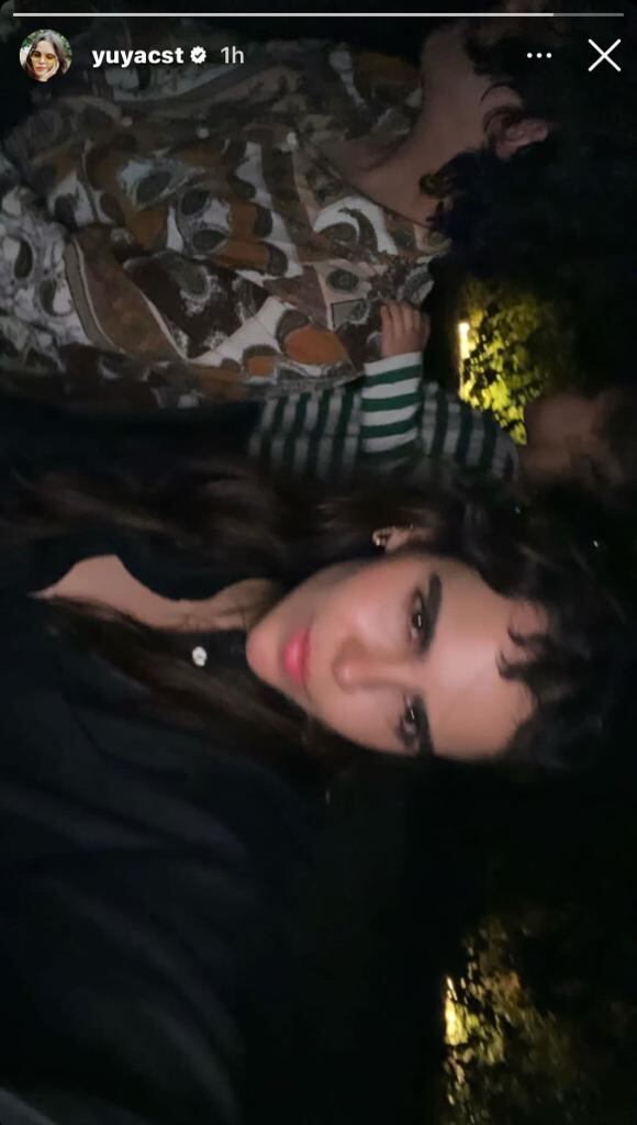 Yuya comparte sus merecidas vacaciones con los dos amores de su vida