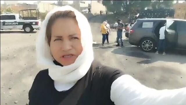 ¿Por qué tanta seguridad si sólo eran restos de perro?, pregunta Ceci Flores