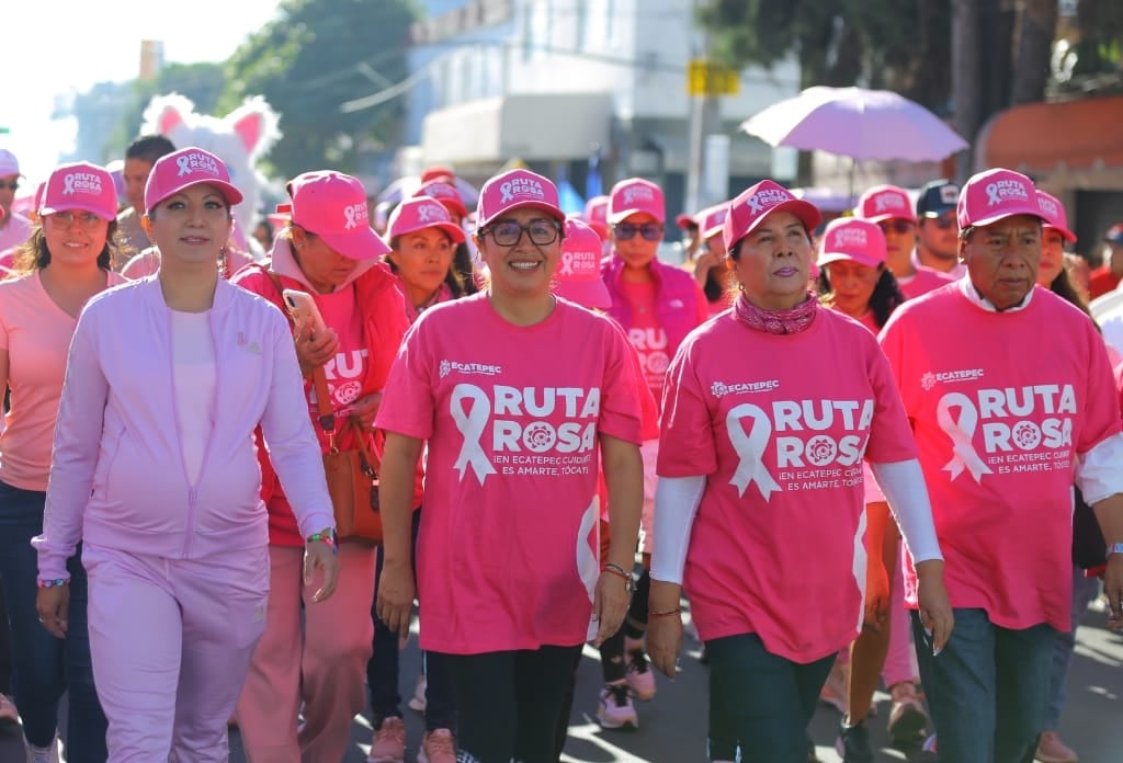 Azucena Cisneros impulsa prevención del cáncer de mama con Ruta Rosa.