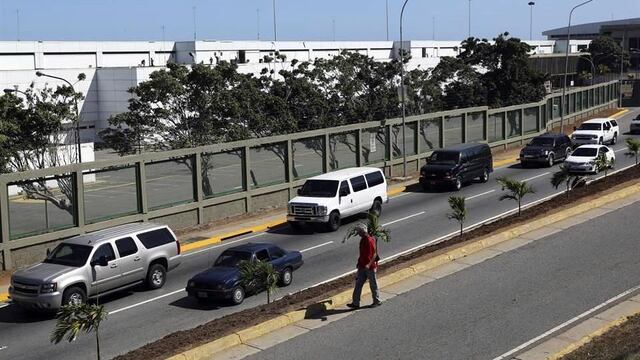 Caravana de diplomáticos venezolanos