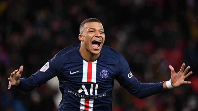 Mbappé celebra un gol con el PSG