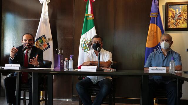 El gobernador dio el anuncio.