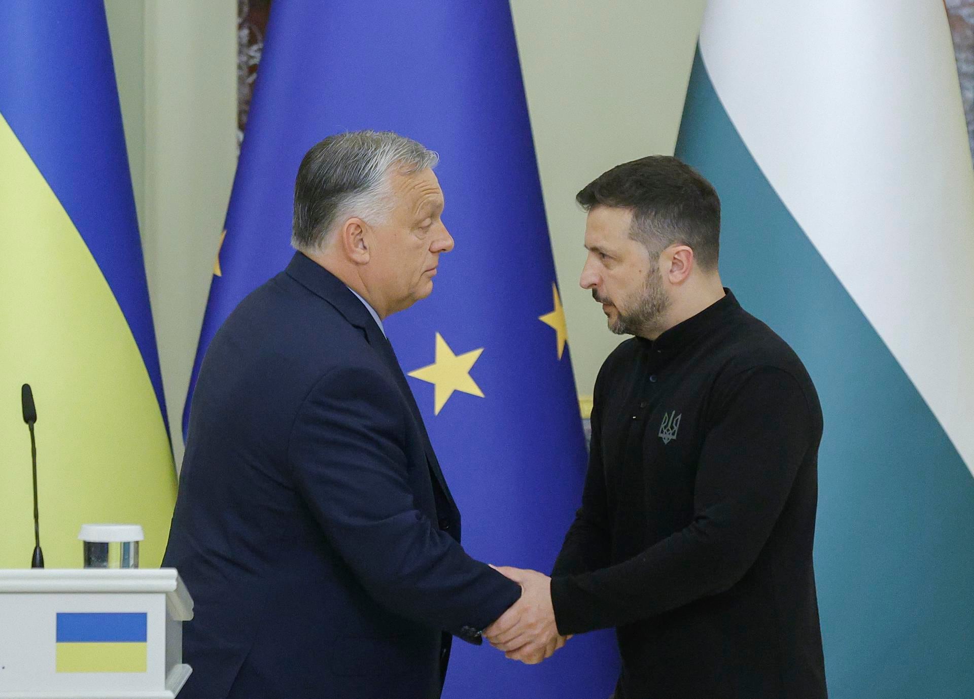 Víktor Orbán, presidente de Hungría, Vladimir Putin lo recibe como socio de Rusia y representante de la Unión Europea