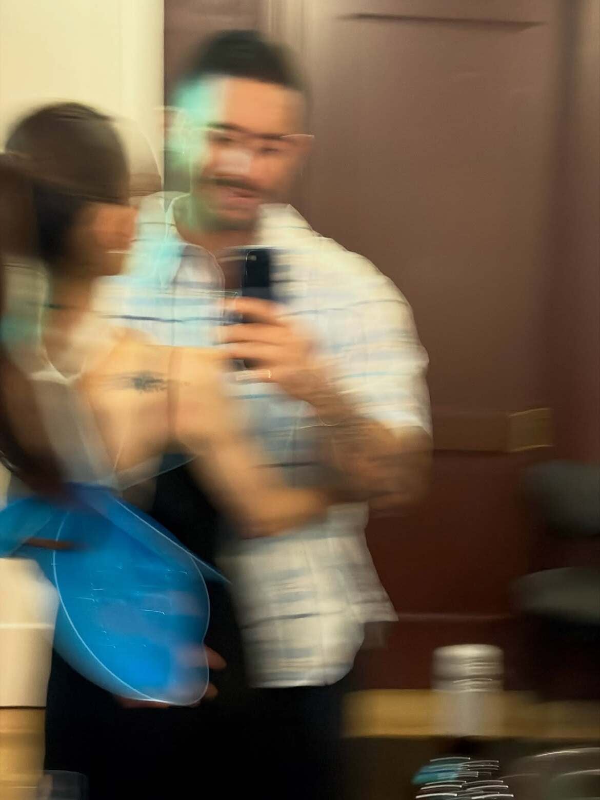Ariana Grande sorprende al publicar fotos con Ricky Álvarez, su novio