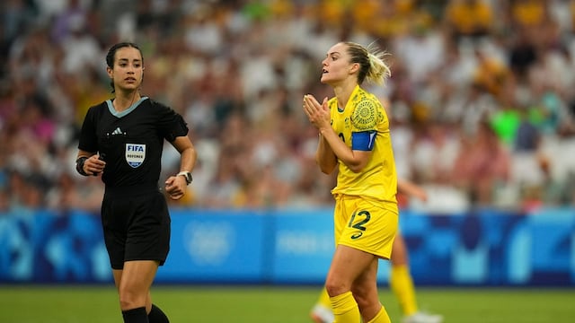 ¿Quién es Katia Itzel García, la árbitra mexicana que brilla en los Juegos Olímpicos de París 2024?