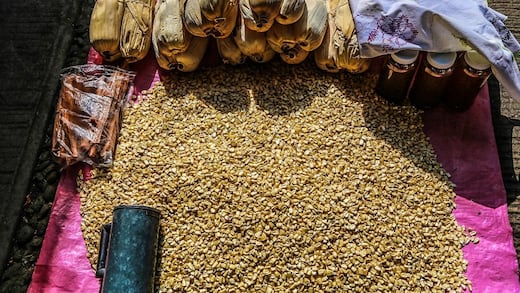 México reduce compra de maíz estadounidense