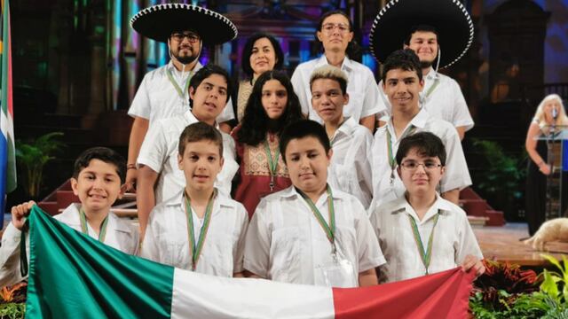 Estudiantes de la Olimpiada Mexicana de Matemáticas