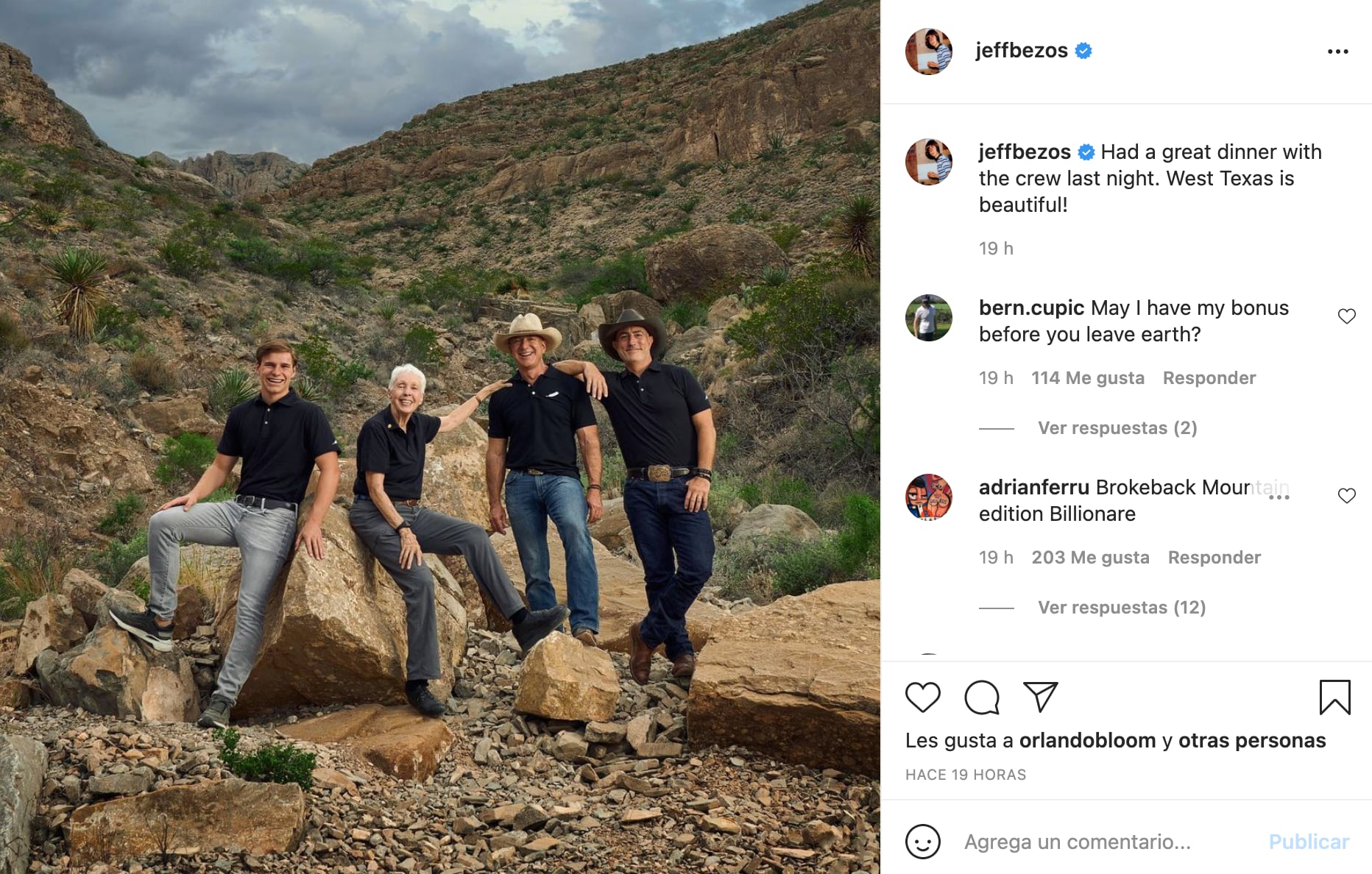 Jeff y Mark Bezos, Wally Funk y Oliver Daemen