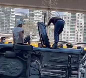 Michel Duval interviene en accidente automovilístico