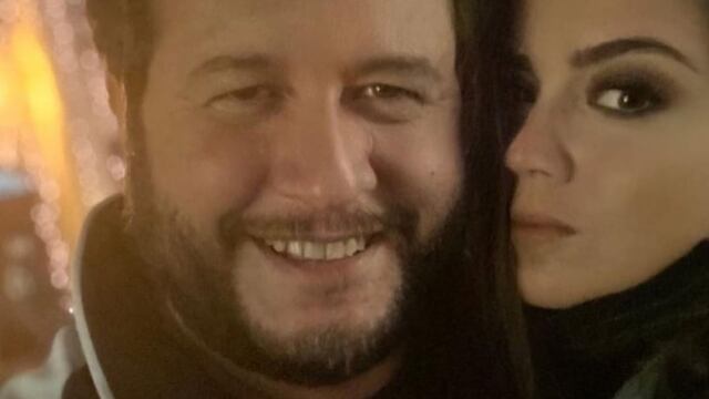 José Ramón López Beltrán y su esposa Carolyn Adams