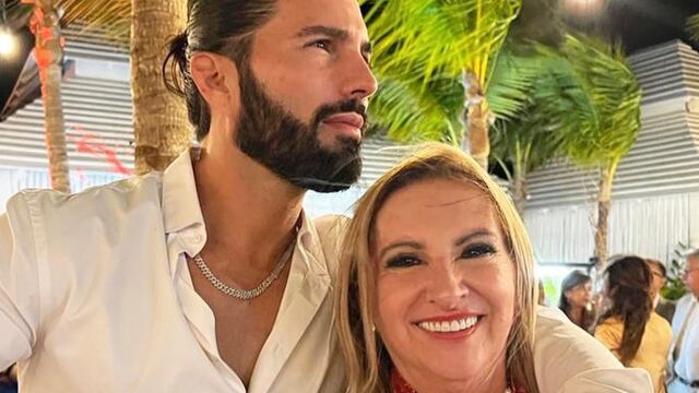 Poncho de Nigris y su mamá, Leticia Guajardo