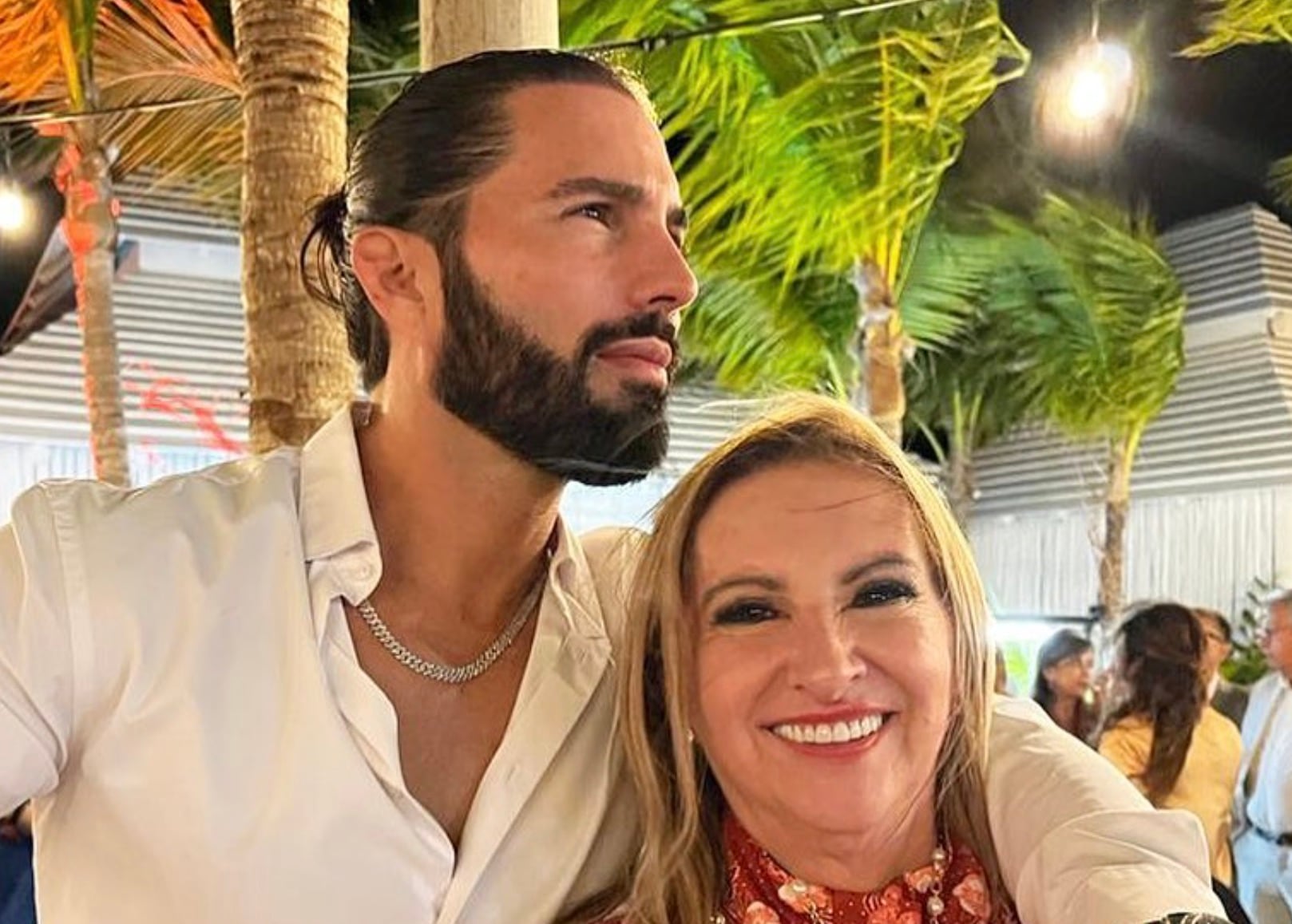Poncho de Nigris y su mamá, Leticia Guajardo