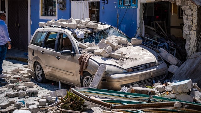 Explosión por gas en Coacalco deja al menos 100 viviendas afectadas
