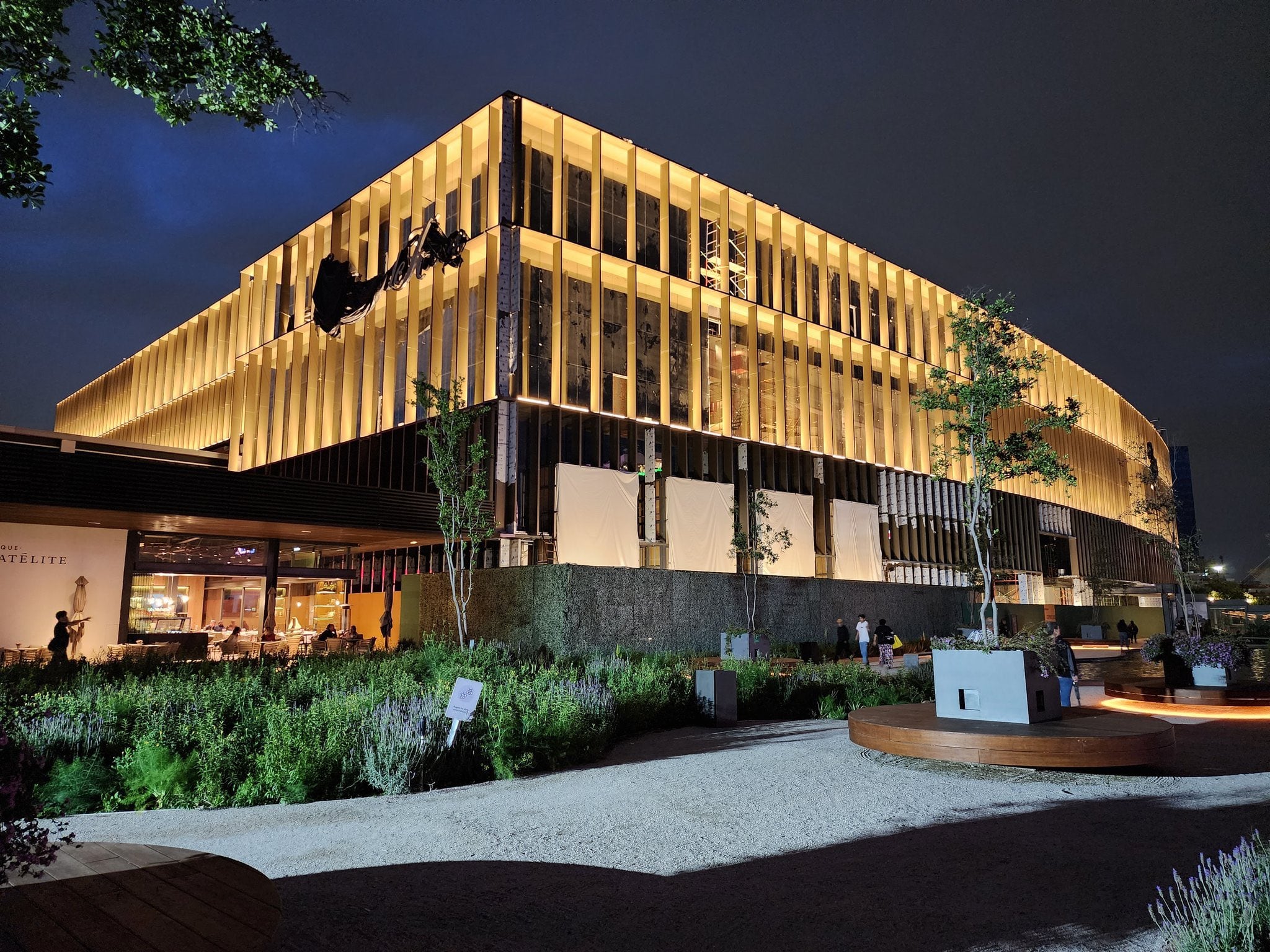 Palacio de Hierro Satélite / tomada de X