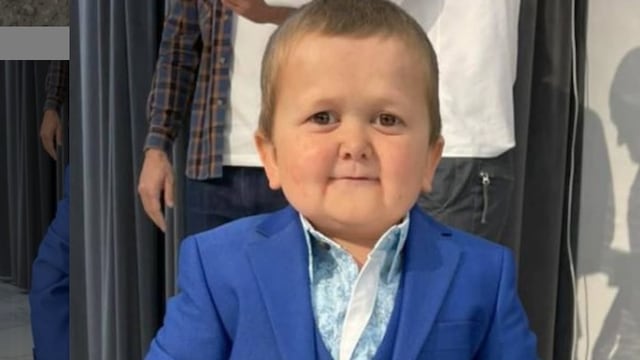 Hasbullah Magomedov padece una enfermedad llamada acondroplasia